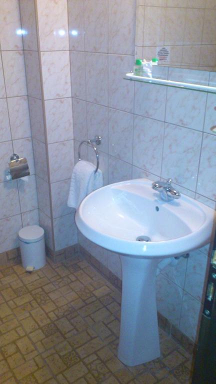 Family Hotel Fenerite Gabrovo Kültér fotó
