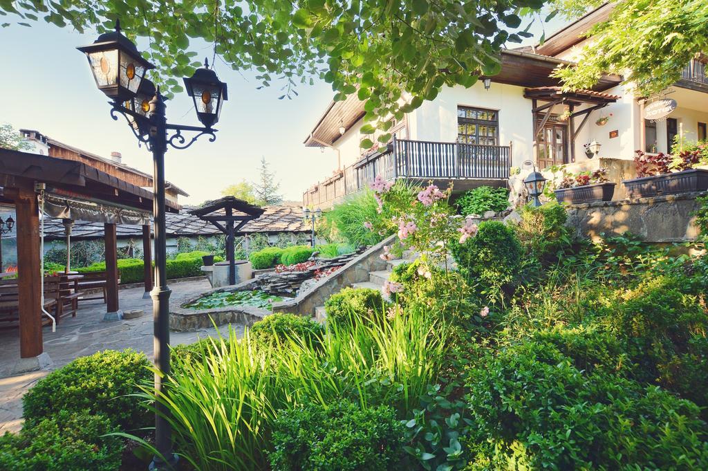 Family Hotel Fenerite Gabrovo Kültér fotó