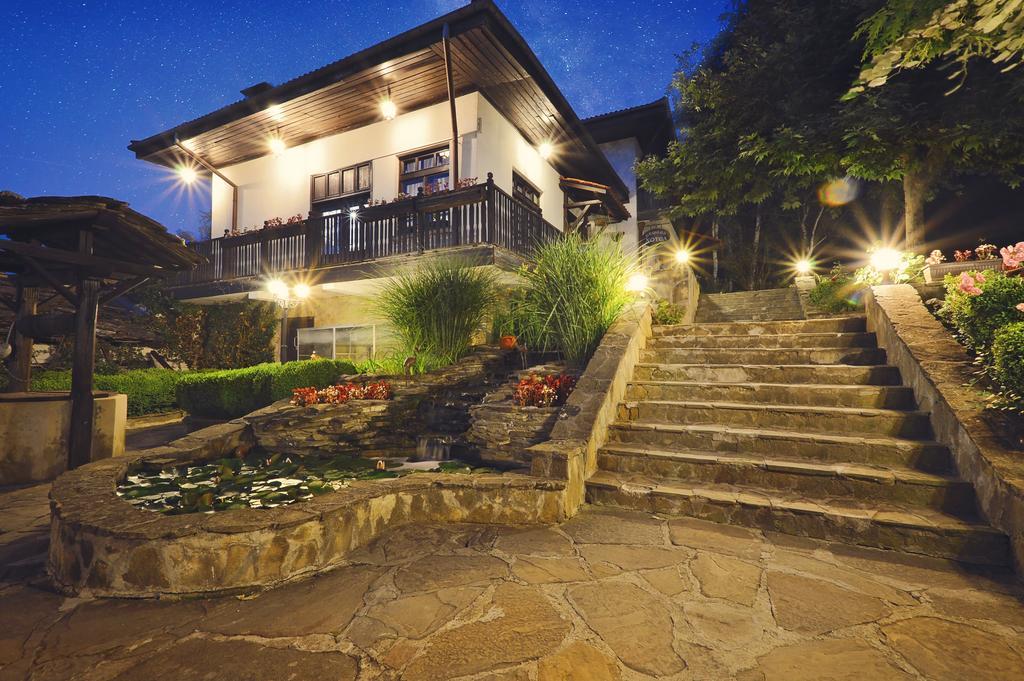 Family Hotel Fenerite Gabrovo Kültér fotó