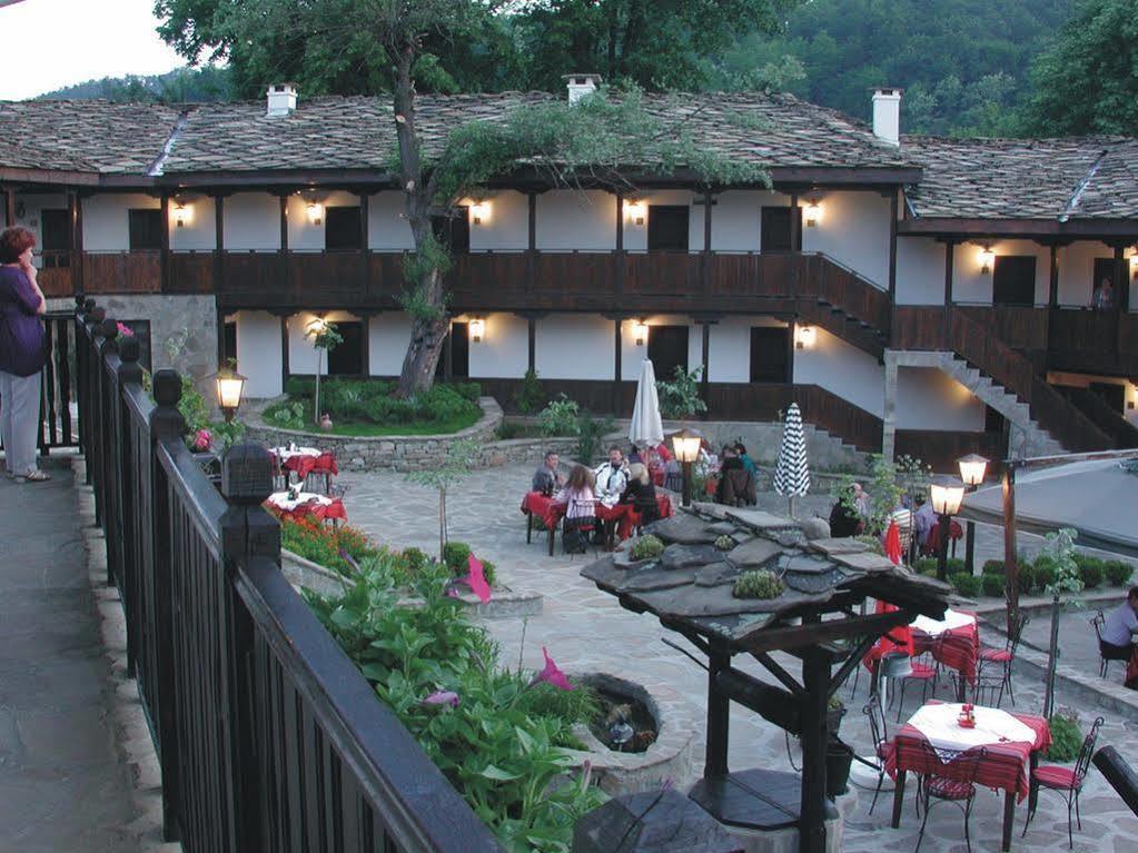 Family Hotel Fenerite Gabrovo Kültér fotó