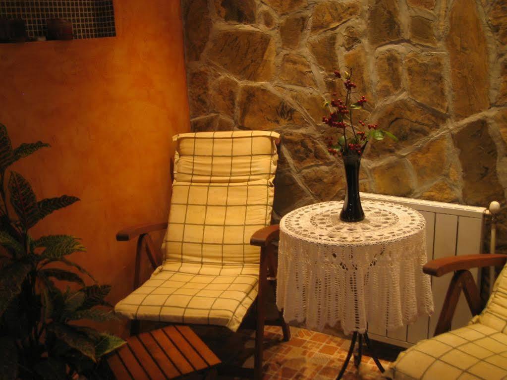 Family Hotel Fenerite Gabrovo Kültér fotó